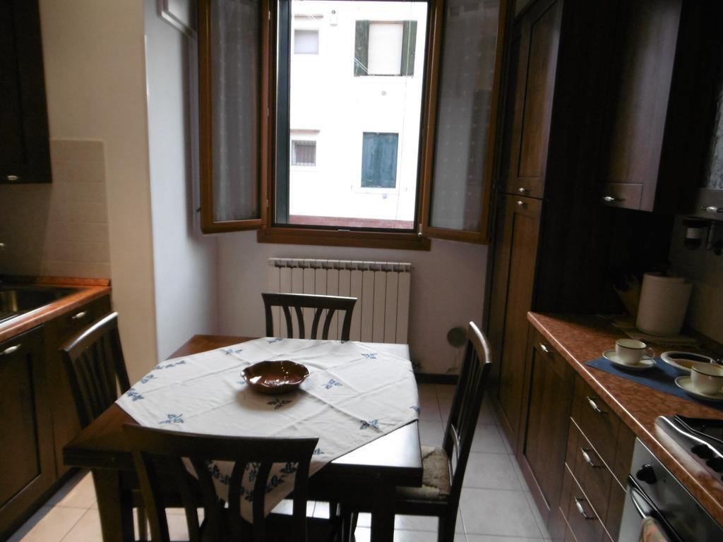 Appartamento Alla Corte Venetië Buitenkant foto
